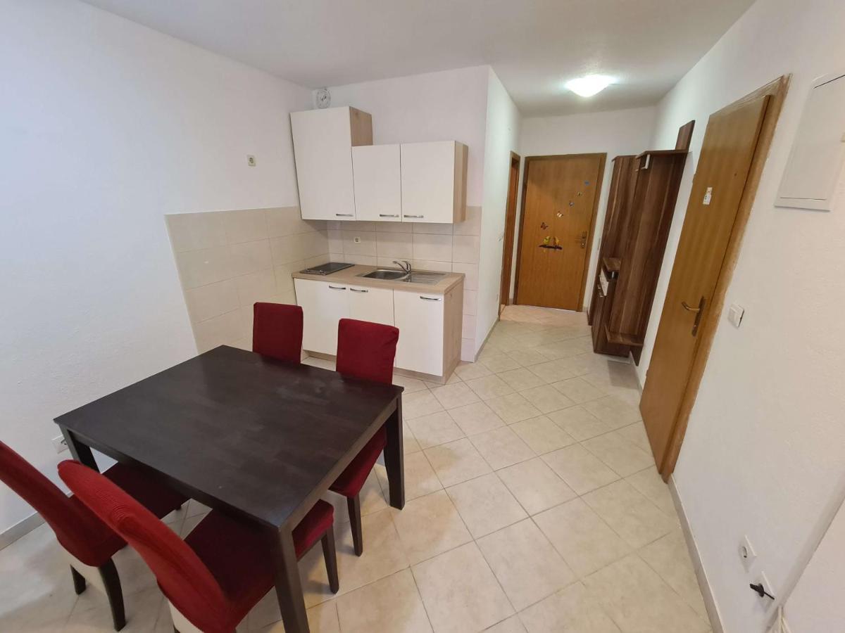 Apartments Harmony Of Five Makarska Esterno foto